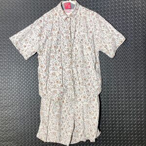 Vintage Forelli Internazionale Cream Floral Two Piece Button Up/ Shorts Women XL